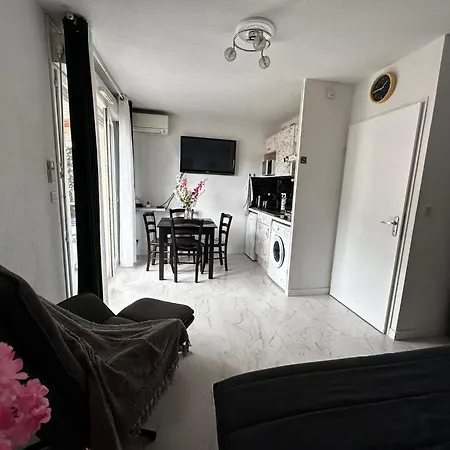 Apartament Ararat Lourdes